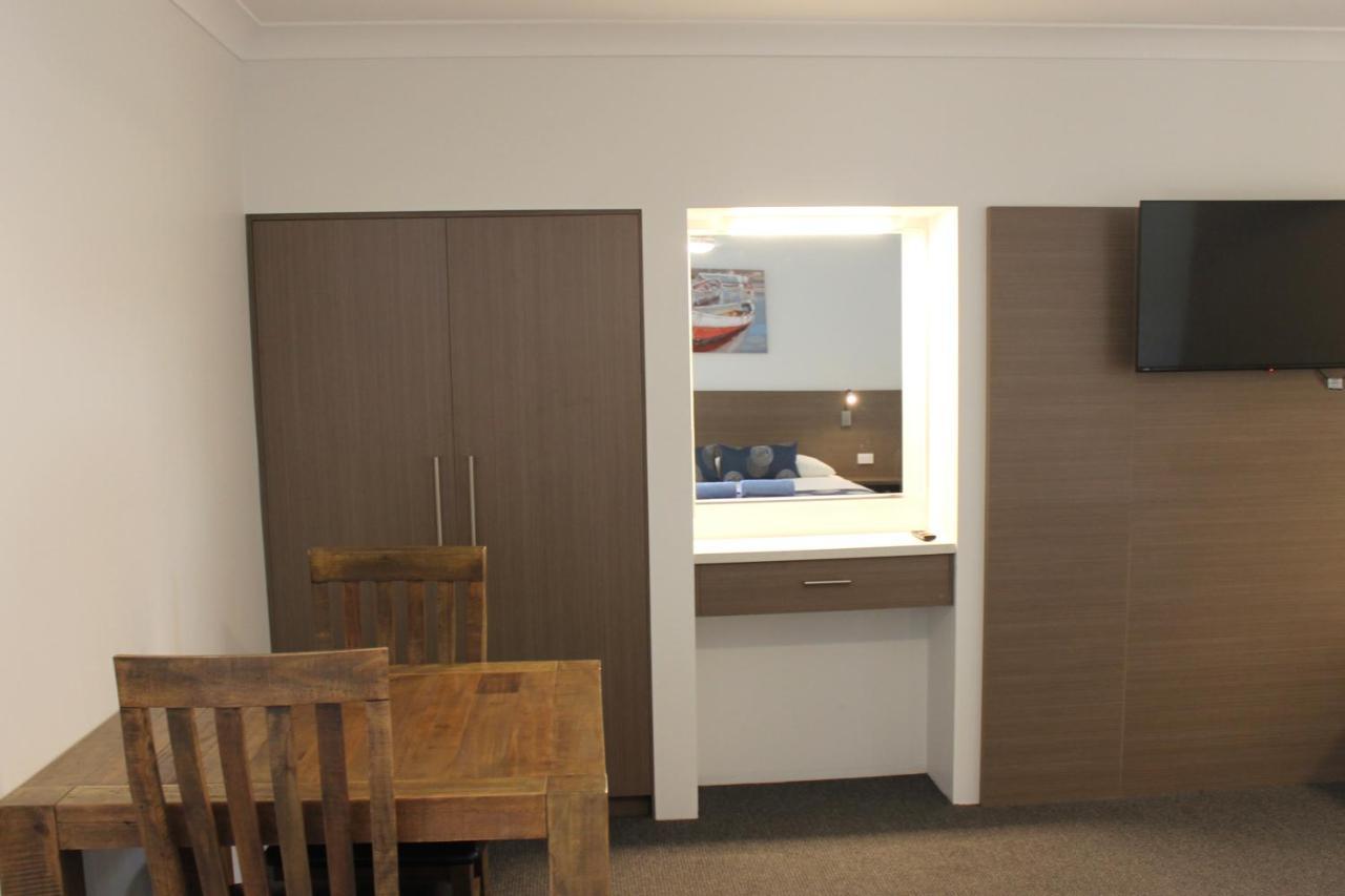 Aston Motel Yamba Kültér fotó